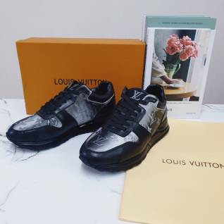 179,000원 국내 루이비통 남성 신발 스니커즈 런 어웨이 트레이너 | 명품 레플리카 레플